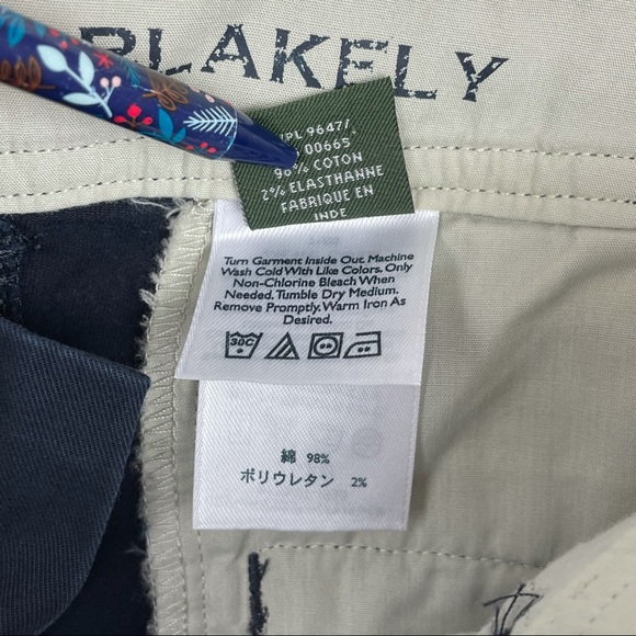 NWT Eddie Bauer Blakely Chino Shorts Petite 4 - Picture 10 of 11